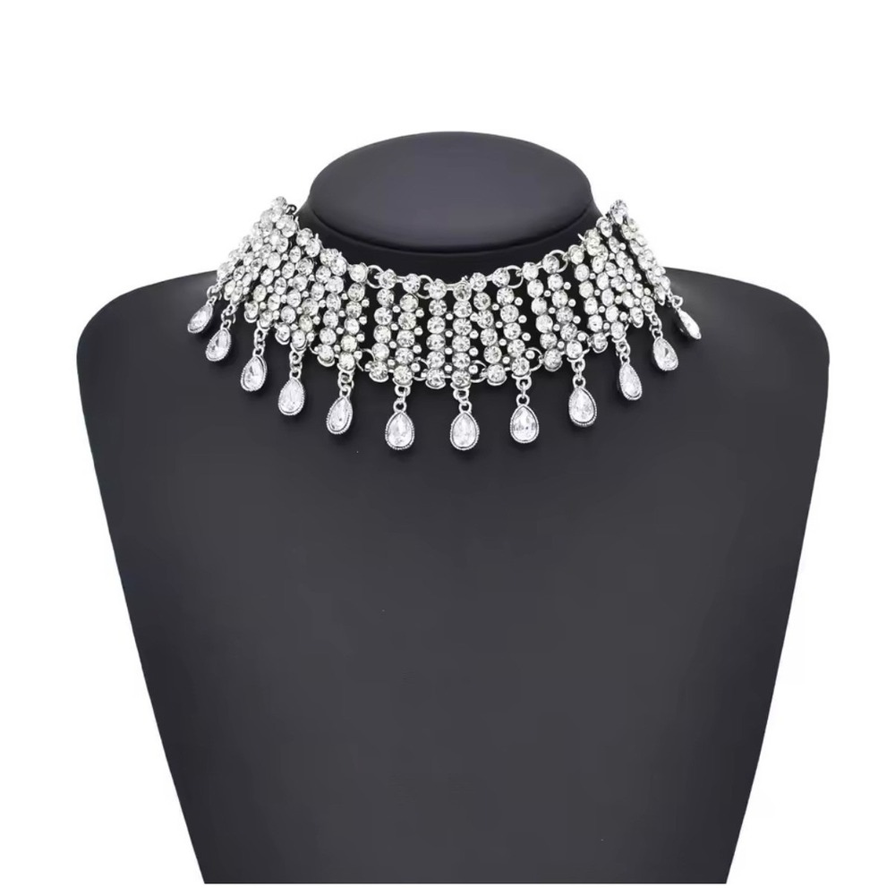 Silver Rhinestone Choker Necklace Teardrop Fringe Statement Crystal chain NWT